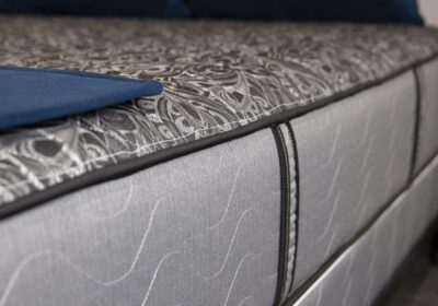 the scarlet mattress